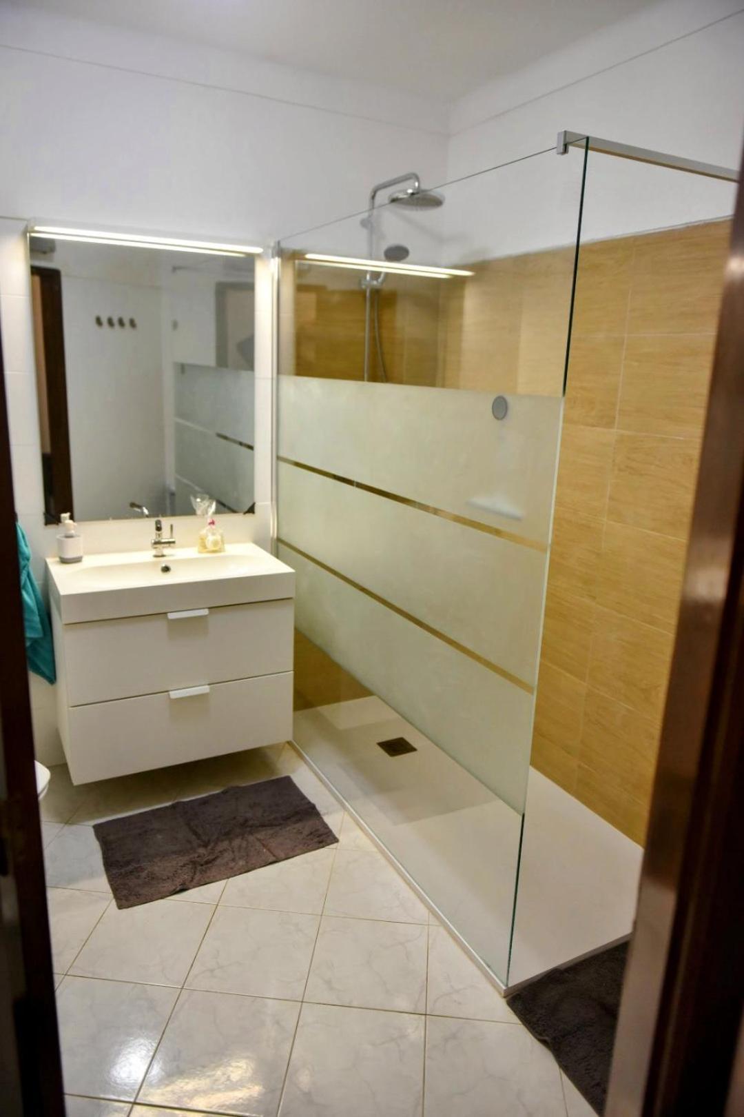 Casa Franki - Stylish And Large Beach Apartment In Algarve Carvoeiro  Eksteriør billede